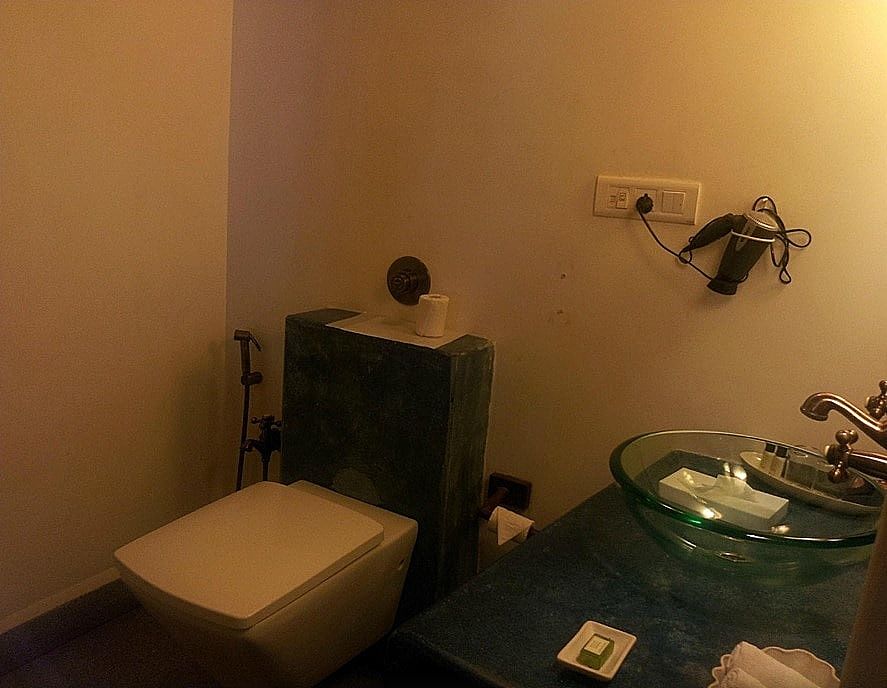 Mykonos Blu Iva Room 8