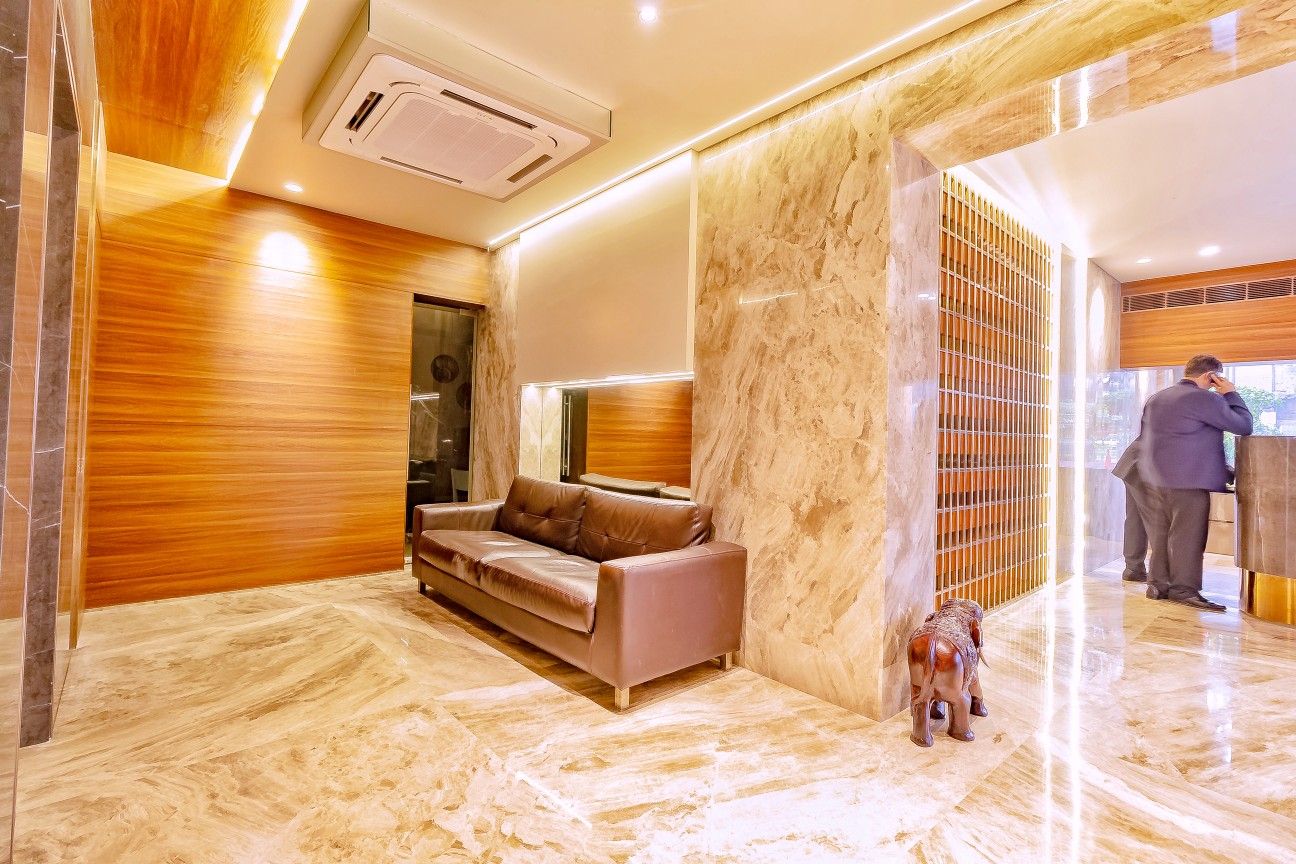 undefined Hotel Silver Inn 4
