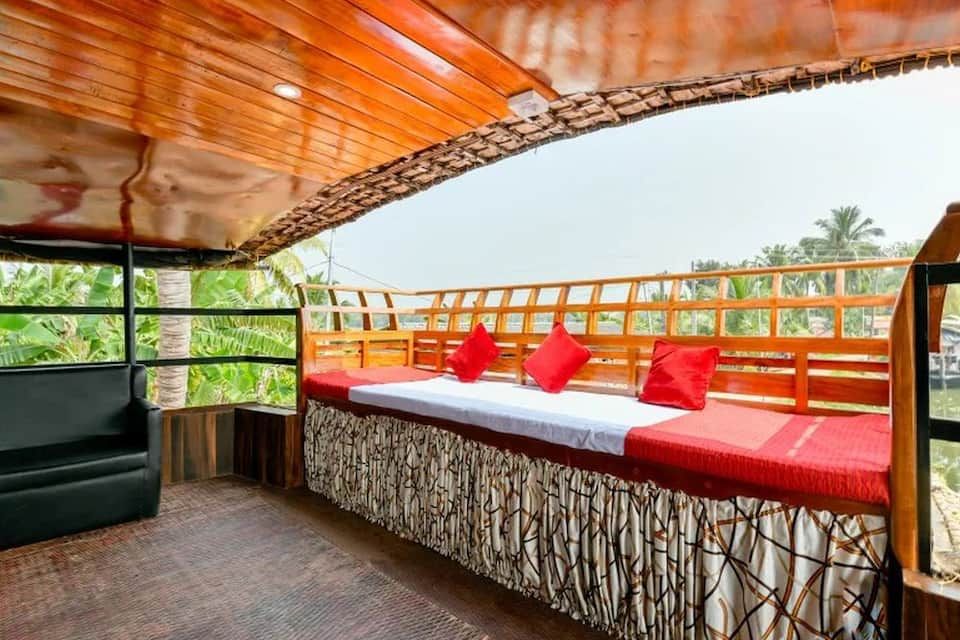 undefined Indraprastham Houseboats 3