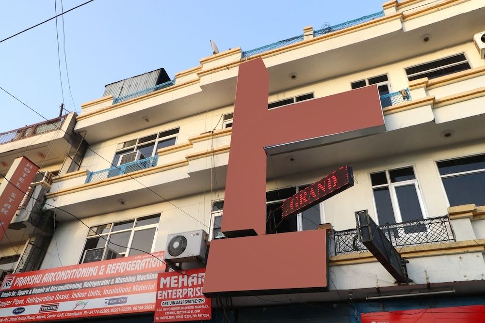 undefined OYO 38170 Hotel Grand Plaza 10