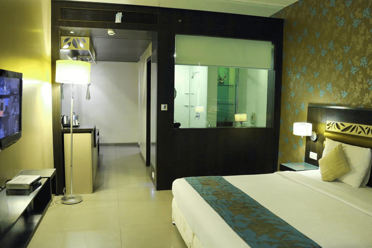 Hotel Supreme Heritage Luxury Room 3