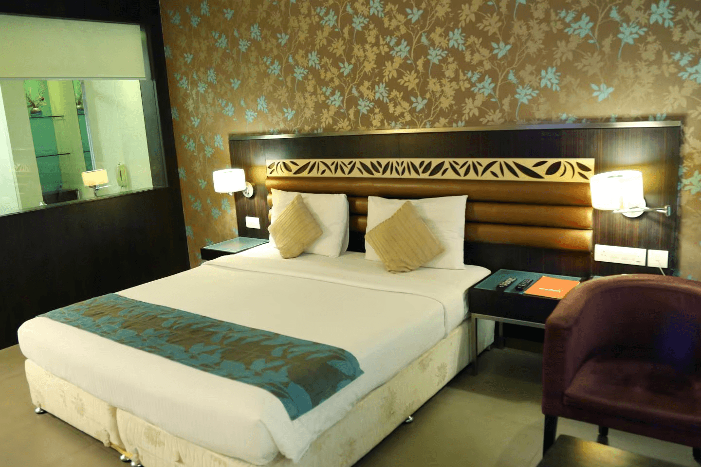 Hotel Supreme Heritage Luxury Room 2