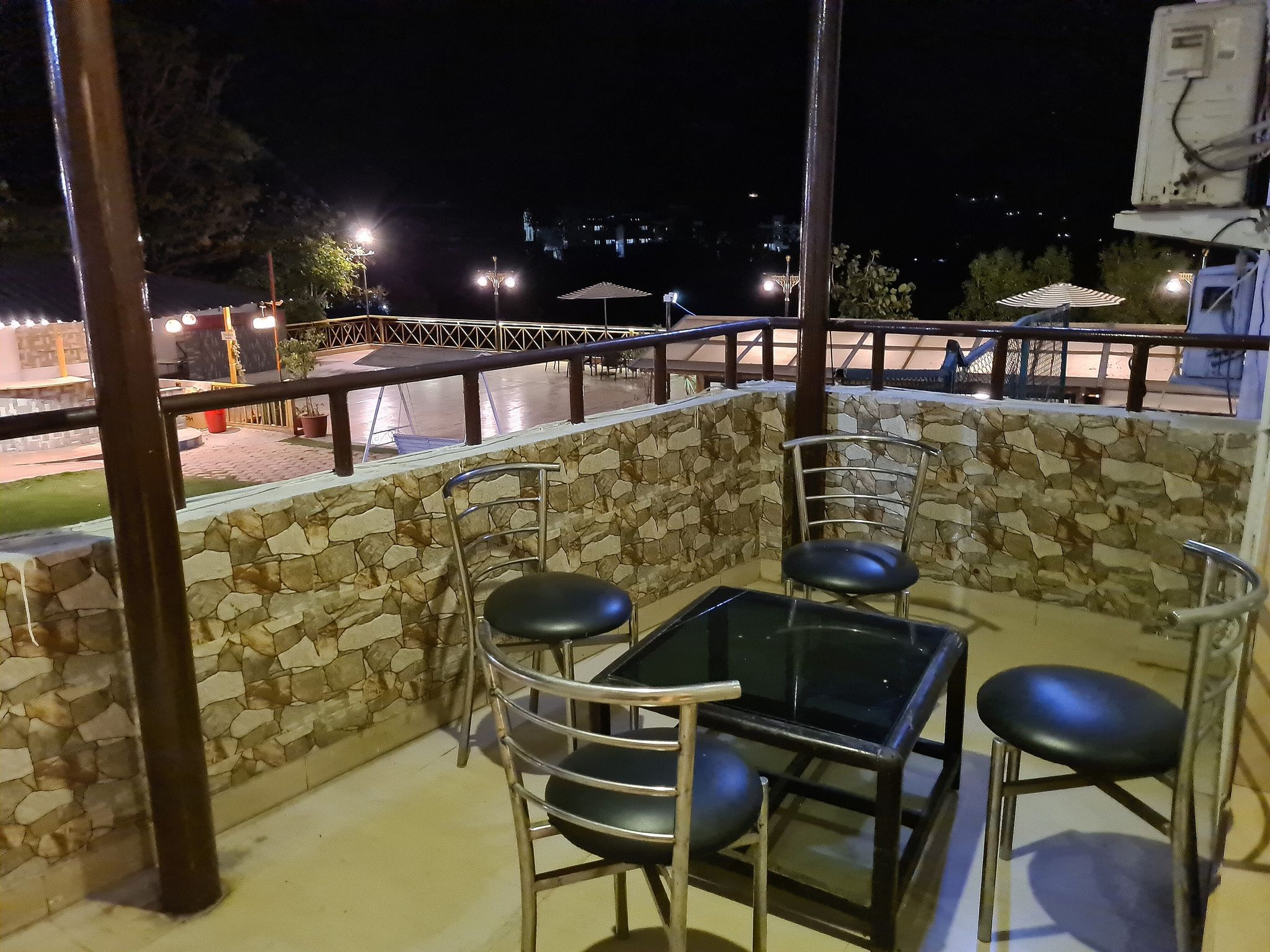 Hotel Rajpur Heights Super Deluxe Twin Room 3