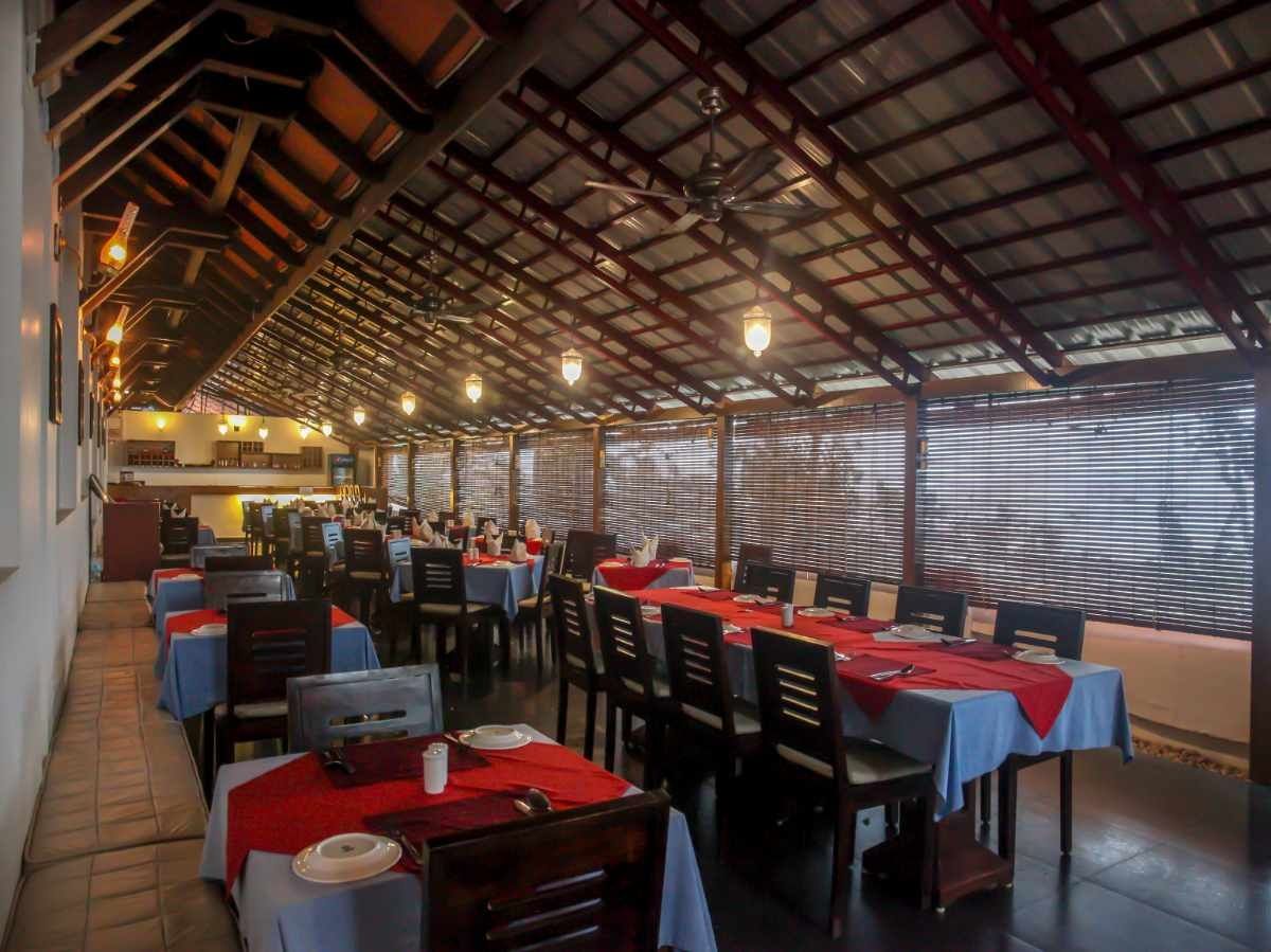 Food & Dining