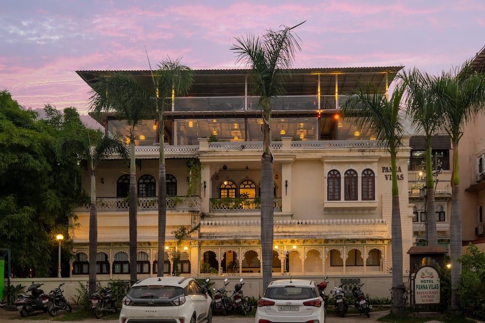 undefined Panna Vilas - A Lake Facing Boutique Hotel 