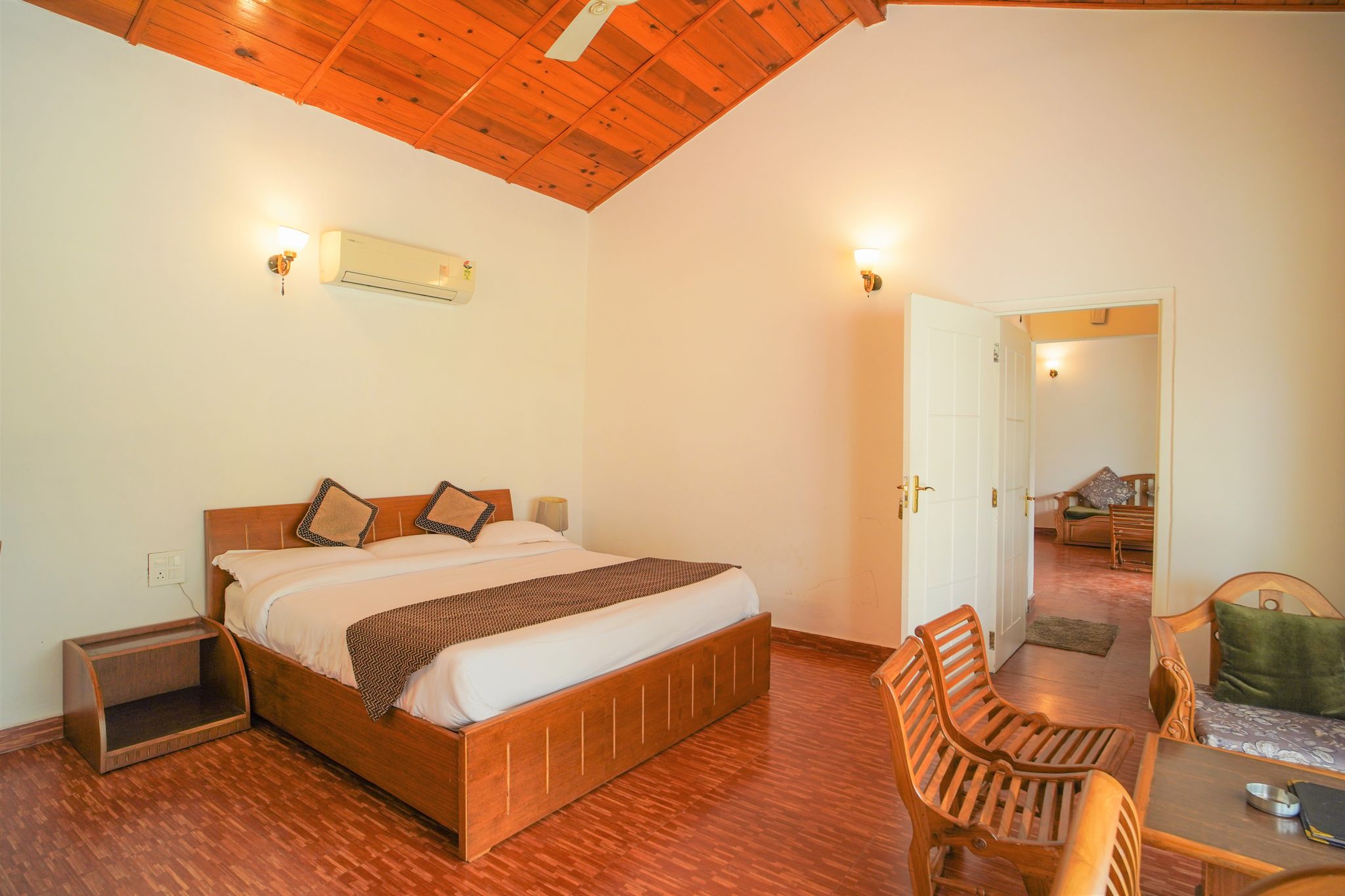 undefined Hotel Neelesh Inn - Luxury Lake View Resort with Swimming Pool on Bhimtal Lake 5