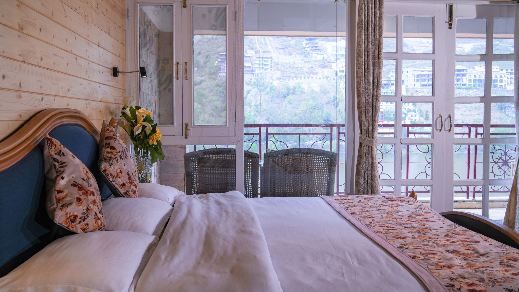  Lake Facing AC Deluxe Room on First Floor