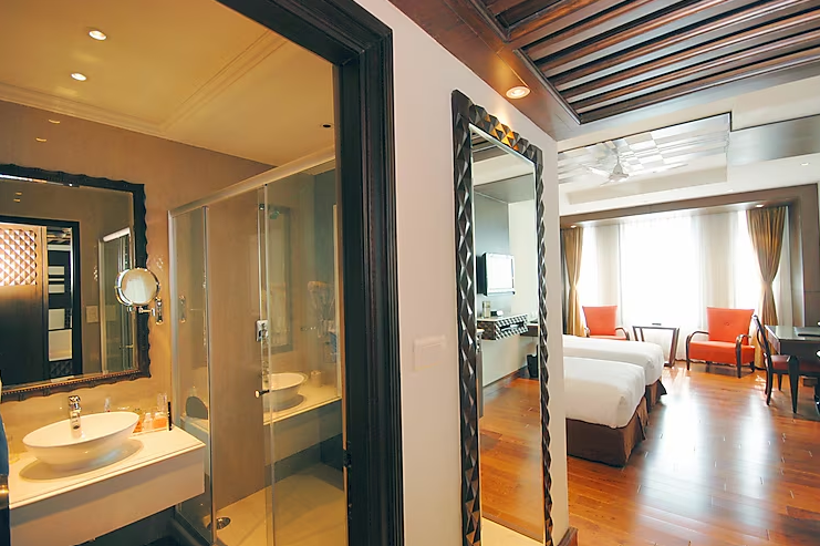 Mayfair Convention Bhubaneshwar Deluxe Double or Twin Room 4