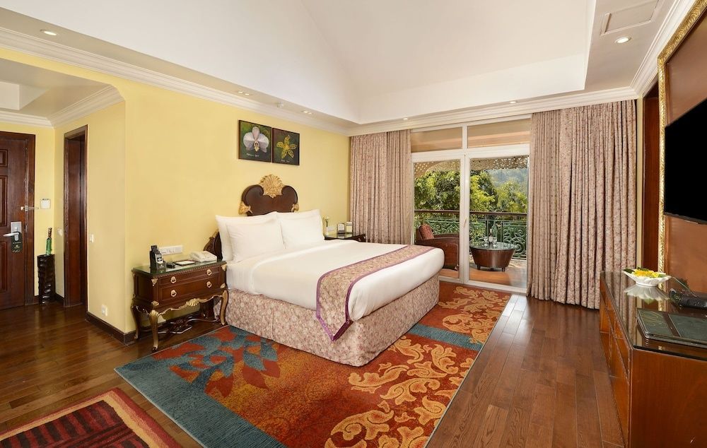 Regent Family Room