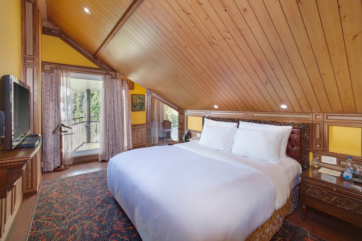 Mayfair Hill Resort Darjeeling Deluxe Orchid 2