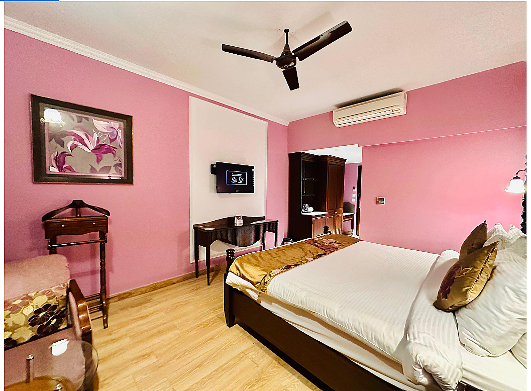 Royal Orchid Fort Resort Premium Room without Balcony (Garden or Terrace View) 2