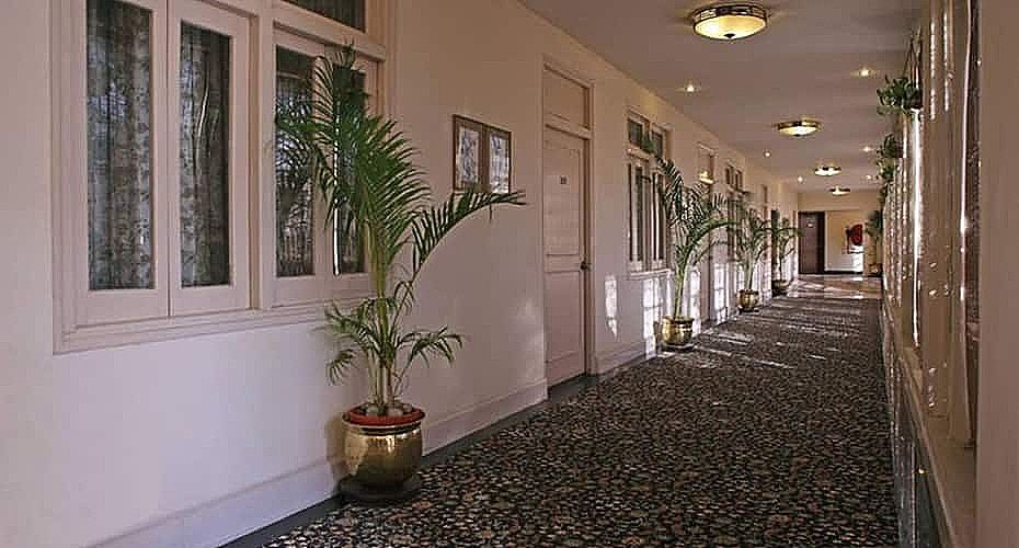 undefined Hotel Clarks Varanasi 6