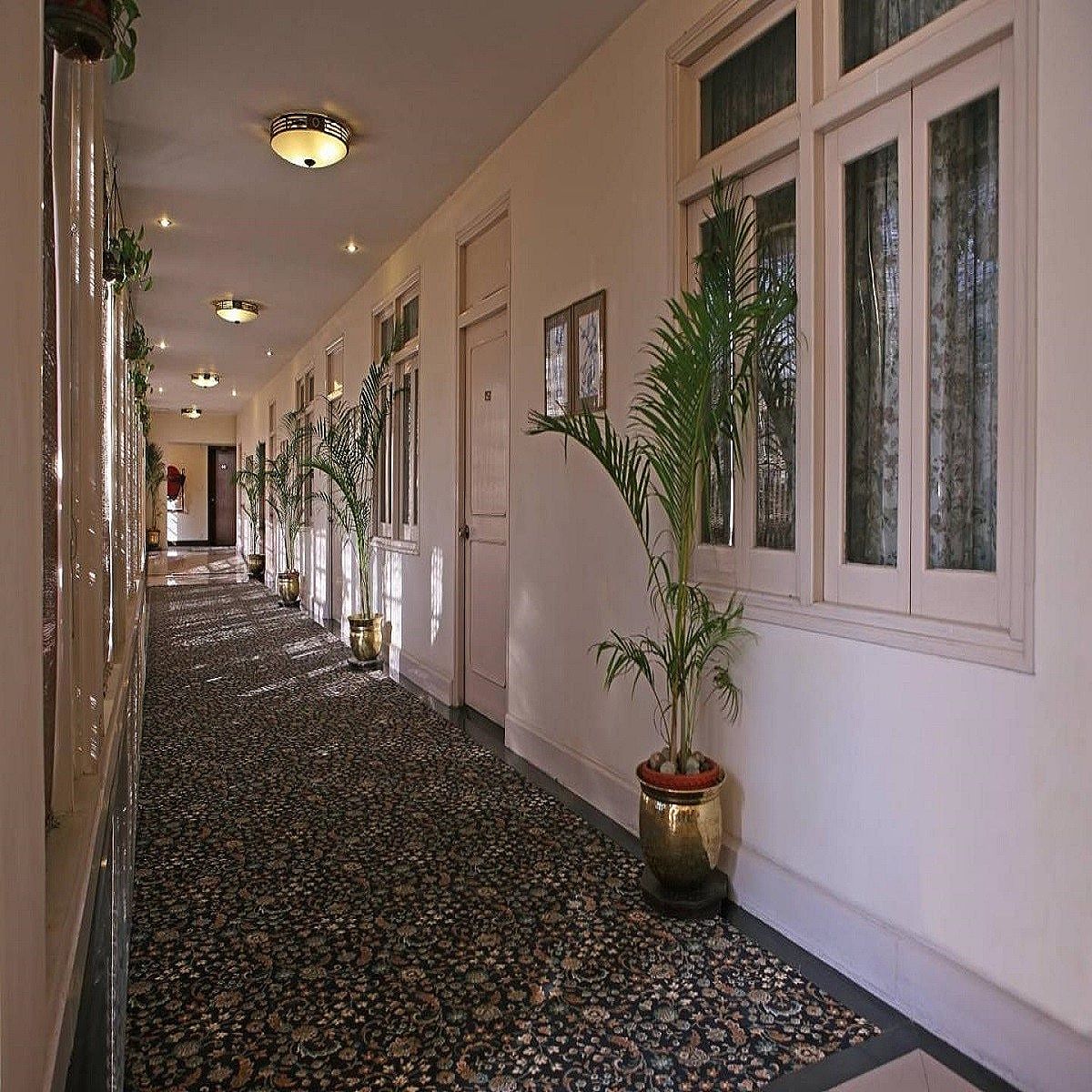 undefined Hotel Clarks Varanasi 8