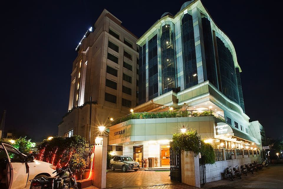 undefined Hotel Zeeras
