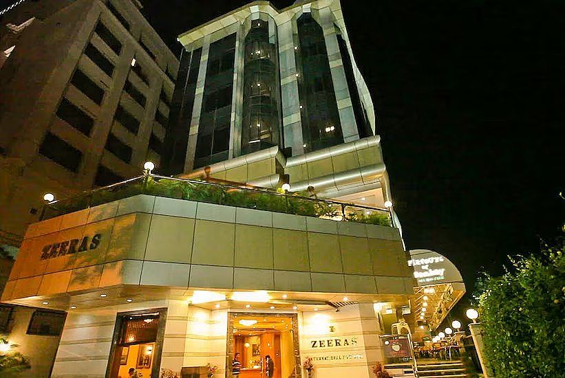 undefined Hotel Zeeras 7