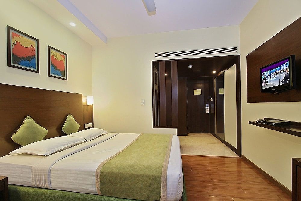 La Sara Hometel Standard Room 5