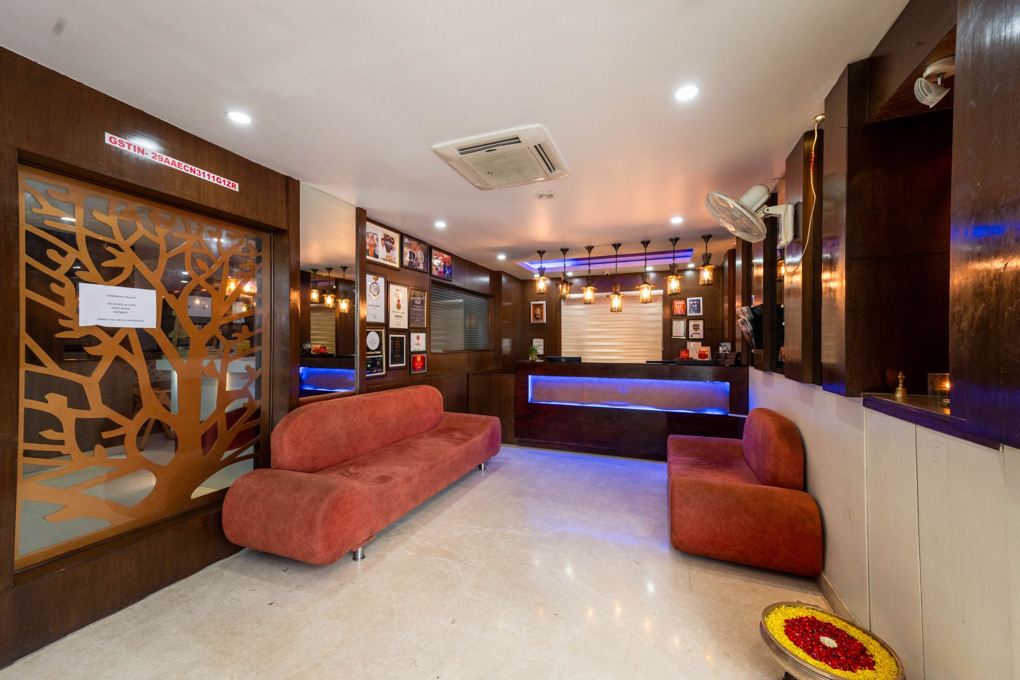 undefined La Sara Hometel 2