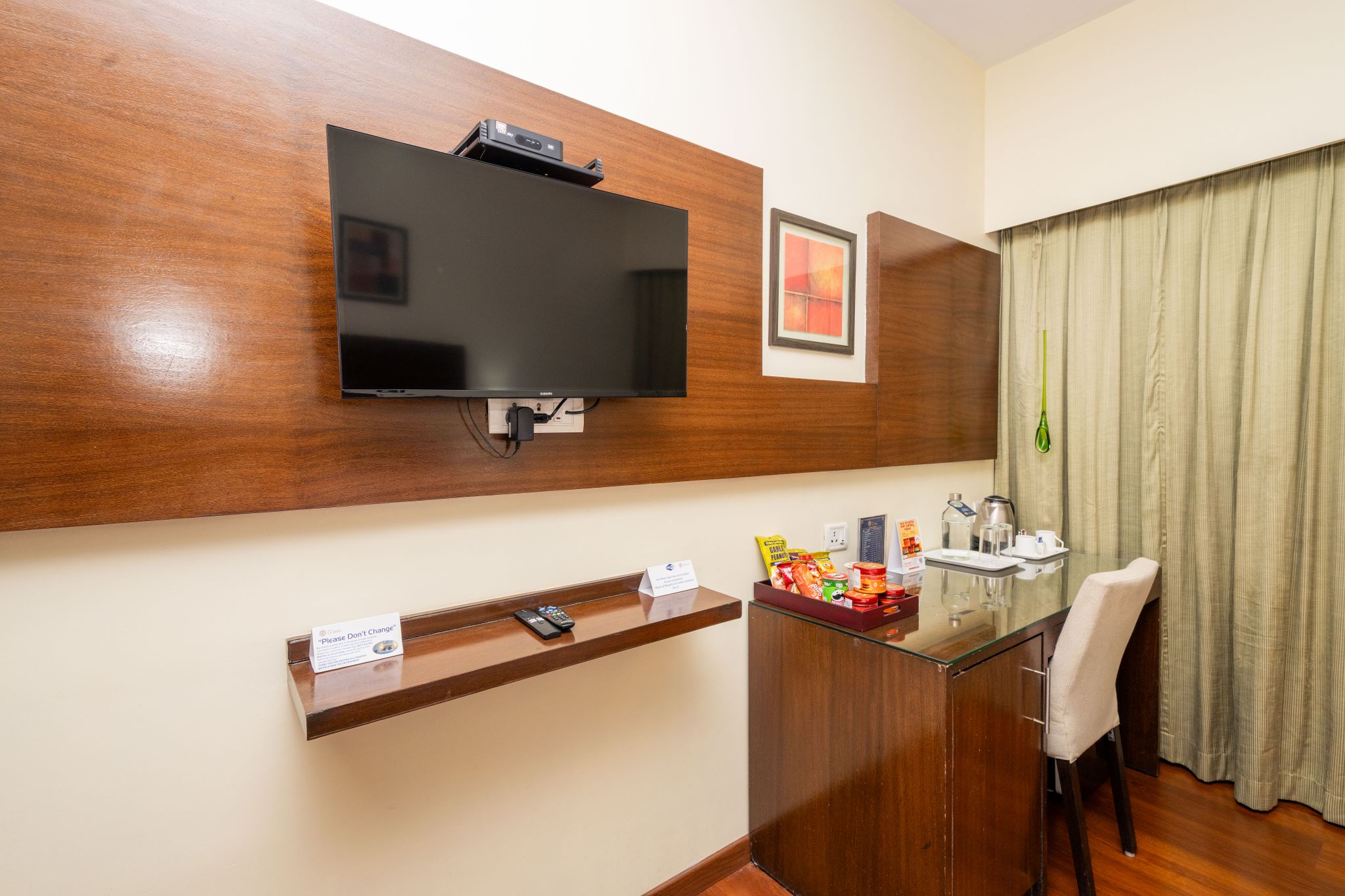 La Sara Hometel Standard Room 2