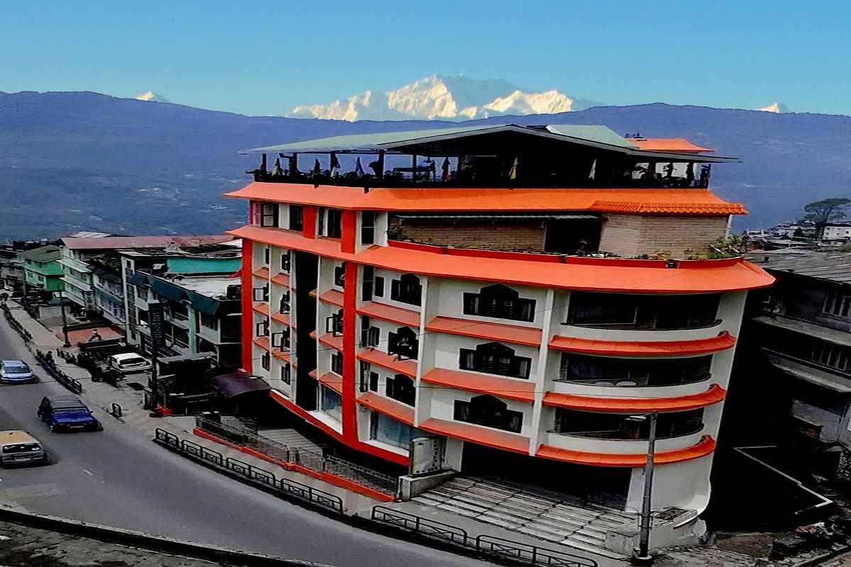 undefined Central Hill resort 6