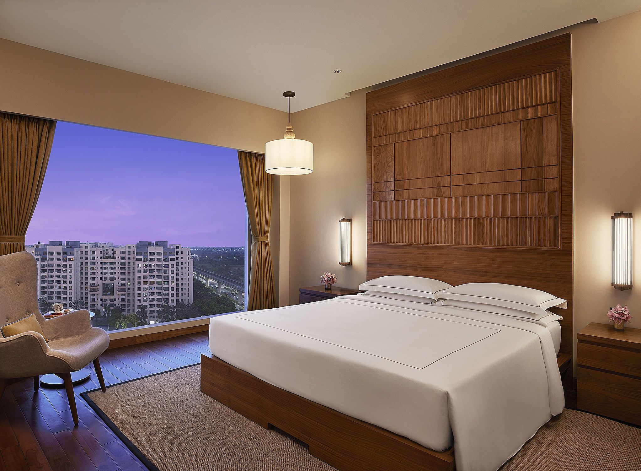 Deluxe Room King Bed