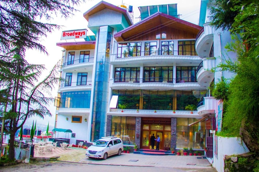 undefined Hotel Broadways Inn