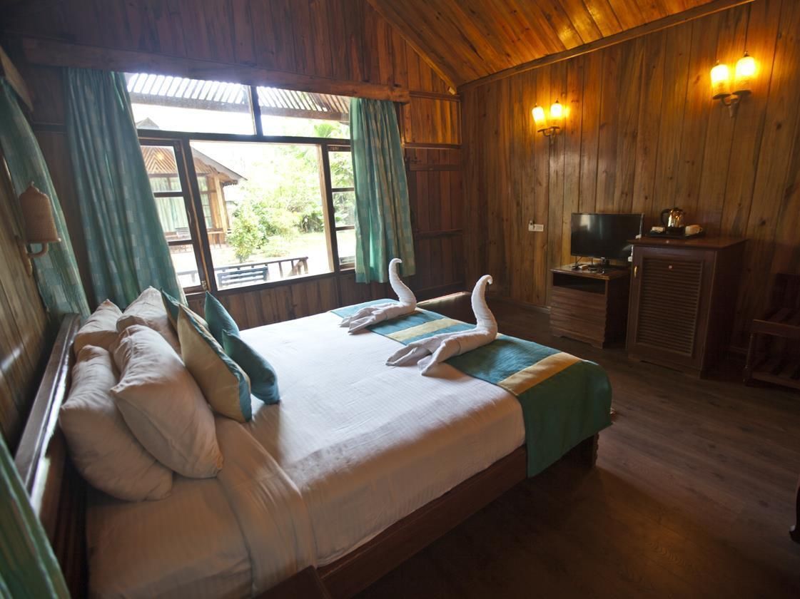 Symphony Palms Beach Resort Lagoon Suite 2