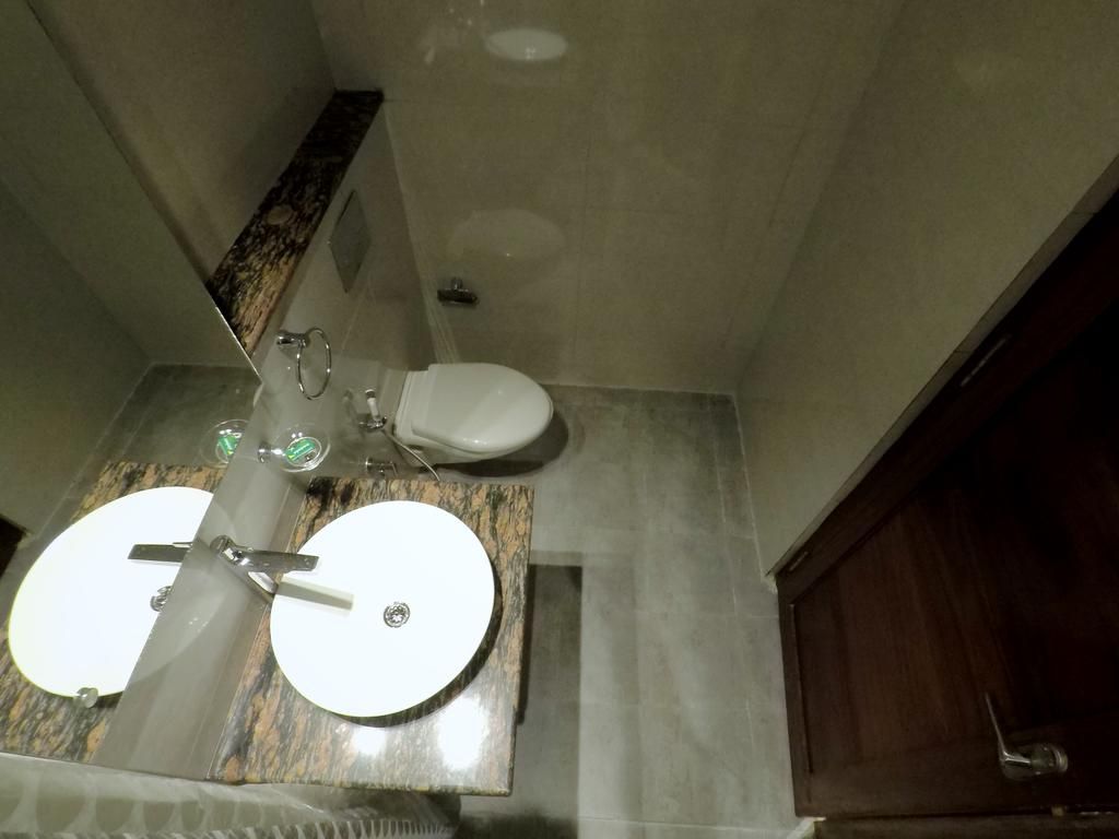 Symphony Palms Beach Resort Lagoon Suite 7