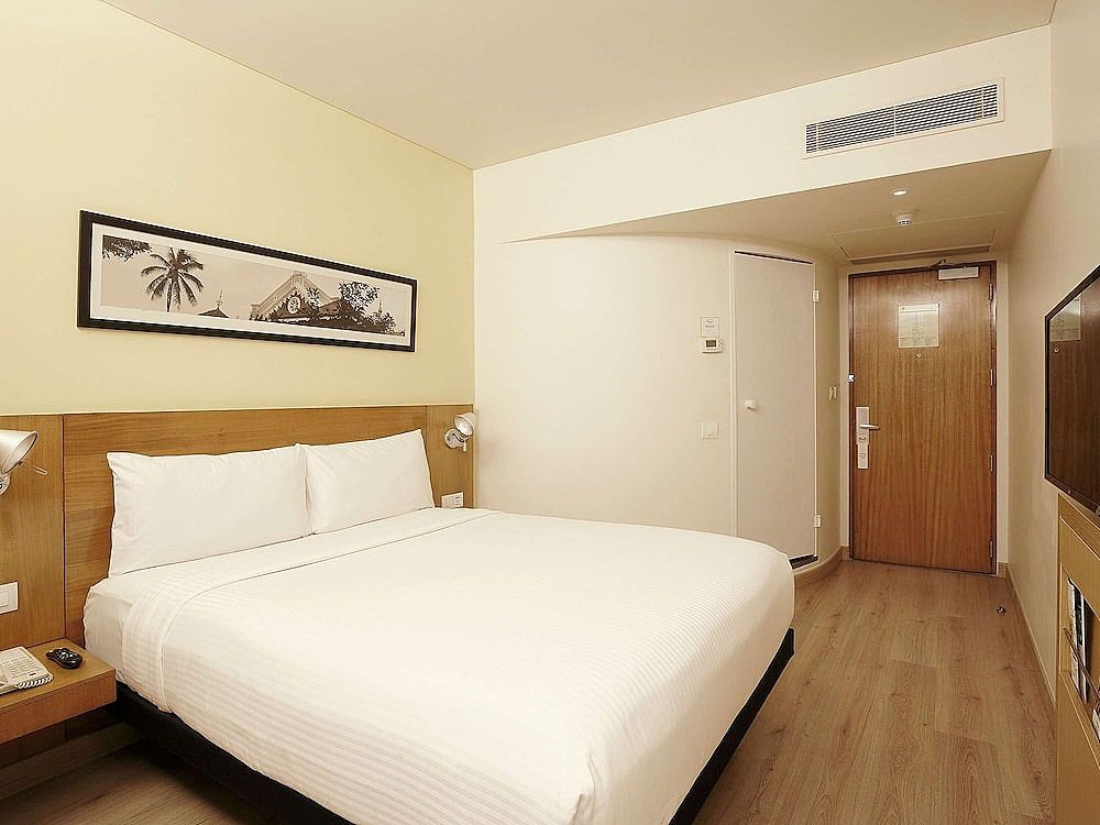 ibis Pune Viman Nagar Hotel Standard Room, 1 Queen Bed