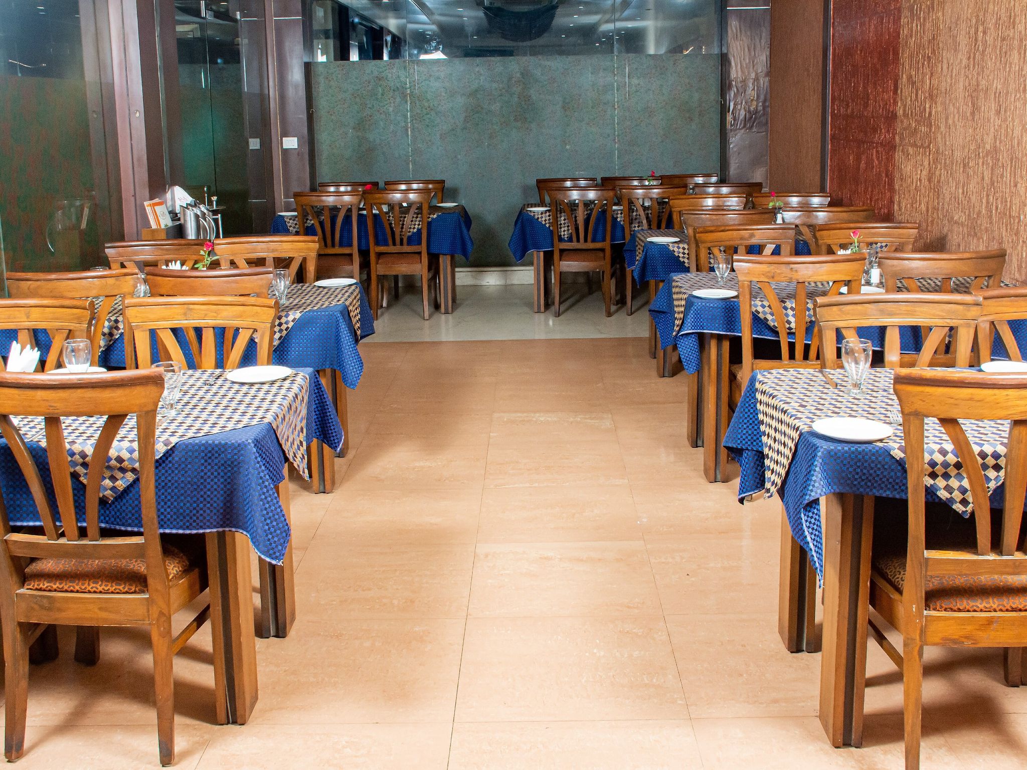 Food & Dining