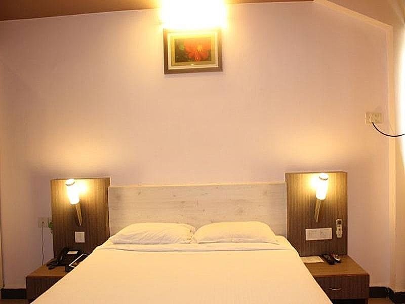 Hotel Colva Kinara A/C Deluxe Room 3