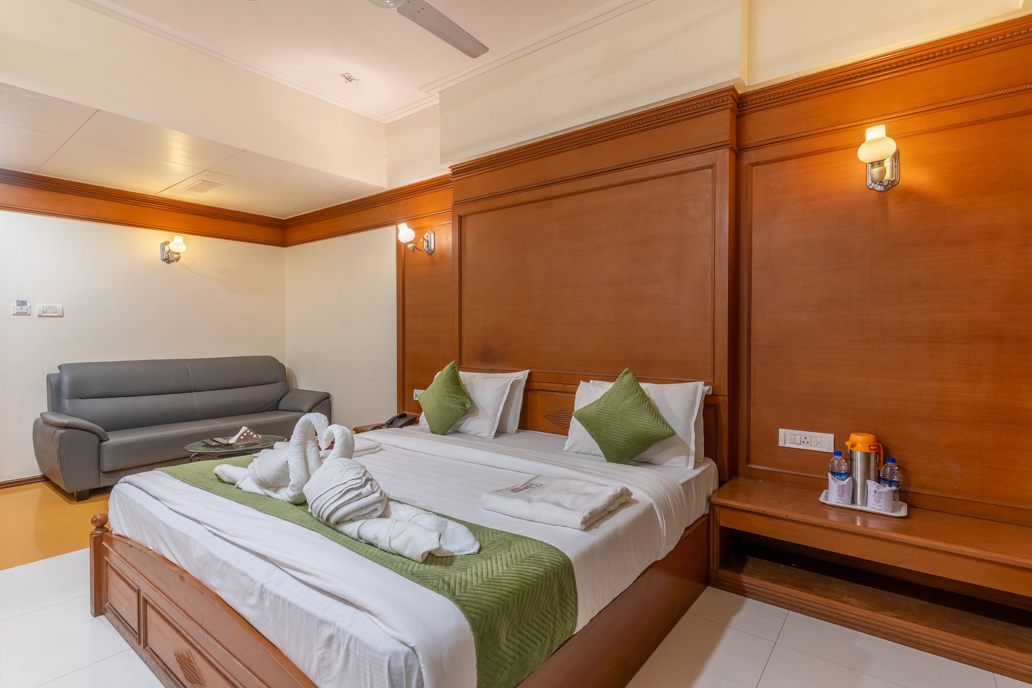 undefined Summit Hotel, Ahmedabad 5