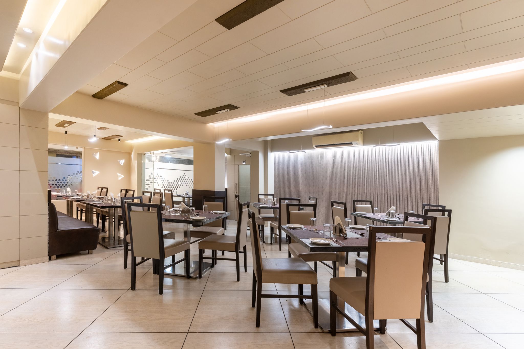 undefined Summit Hotel, Ahmedabad 4