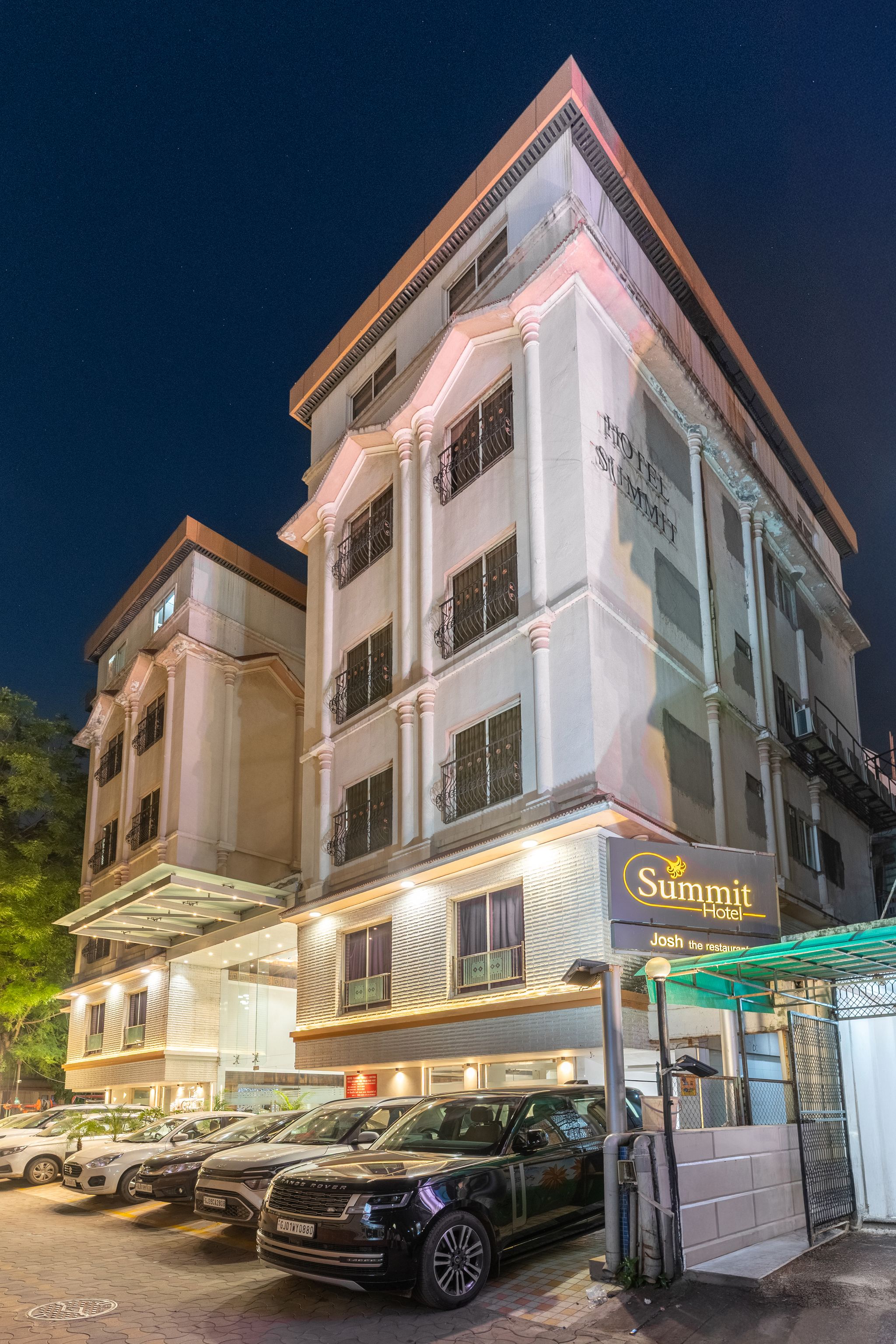 undefined Summit Hotel, Ahmedabad 6