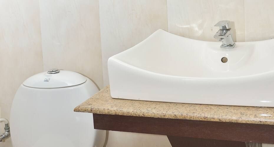 Bath room of the Deluxe Room