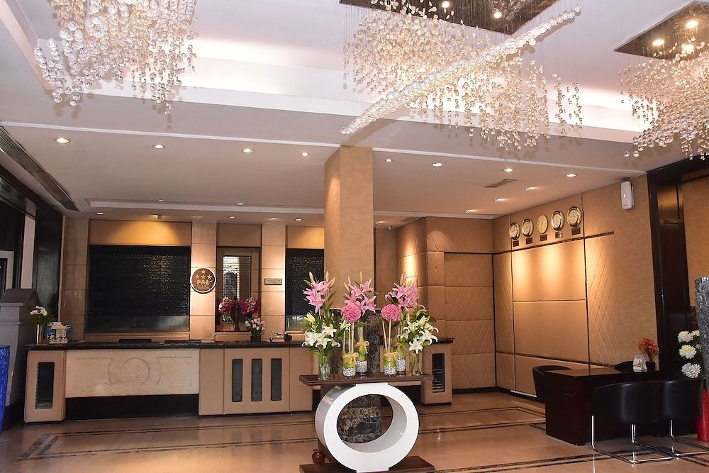undefined Hotel Pal Heights 2