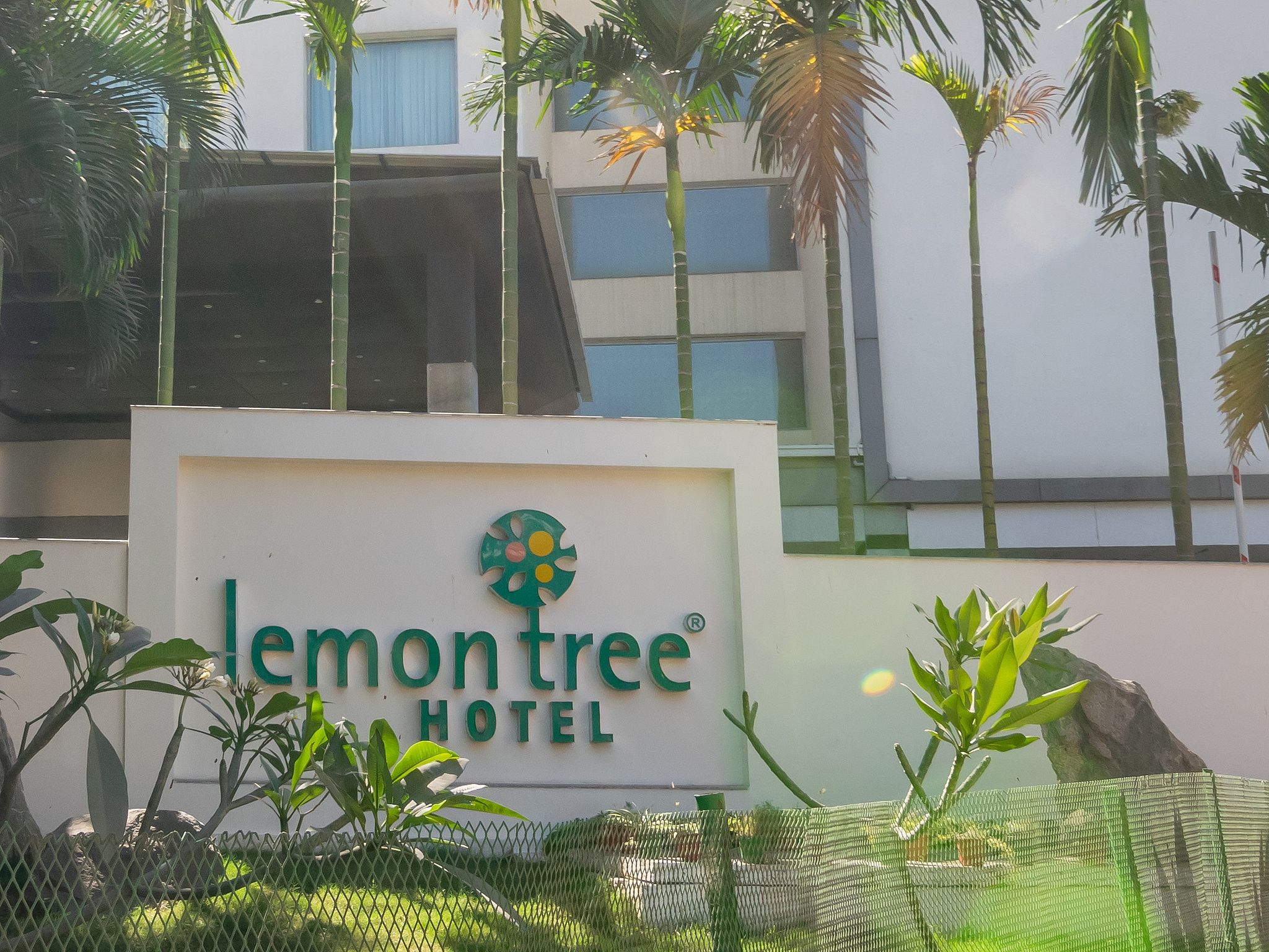 undefined Lemon Tree Hotel - Whitefield 8