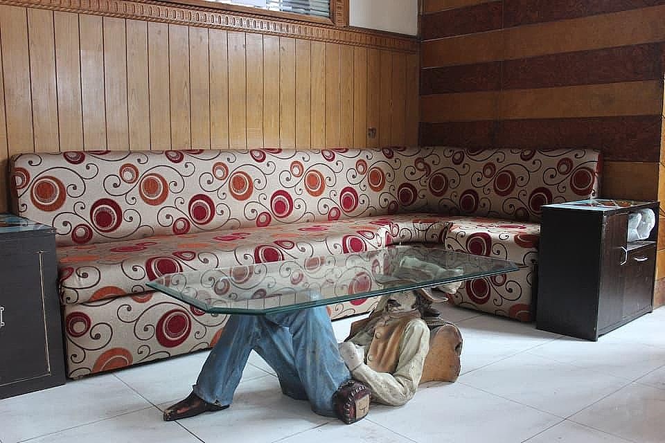 Monarch  Hotel