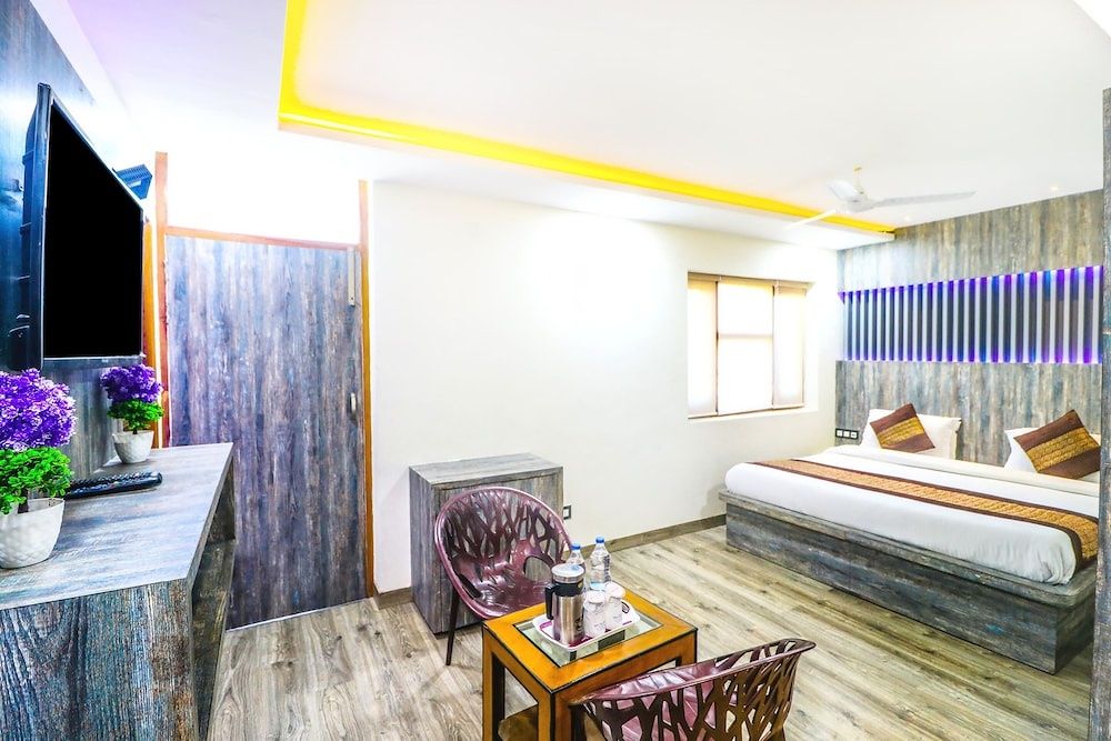 Hotel City Castle Prime Luxury Double Room, 1 King Bed, Non Smoking