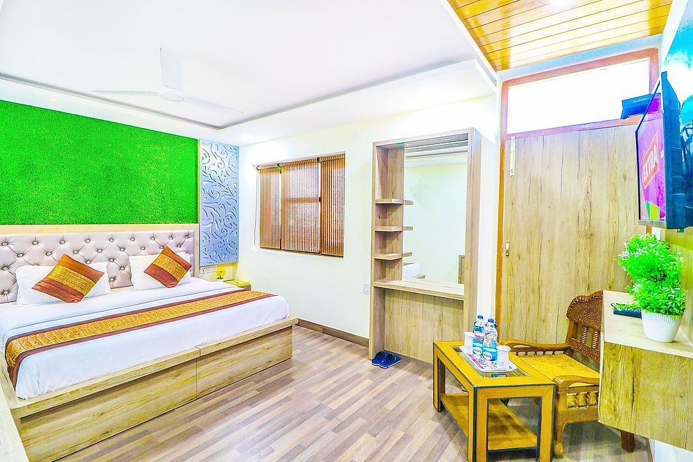 Hotel City Castle Prime Luxury Double Room, 1 King Bed, Non Smoking 3