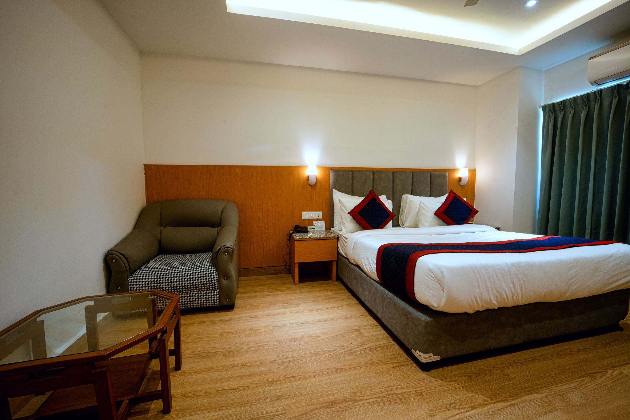 Grand Legacy Beacon, Dehradun Deluxe Room 7
