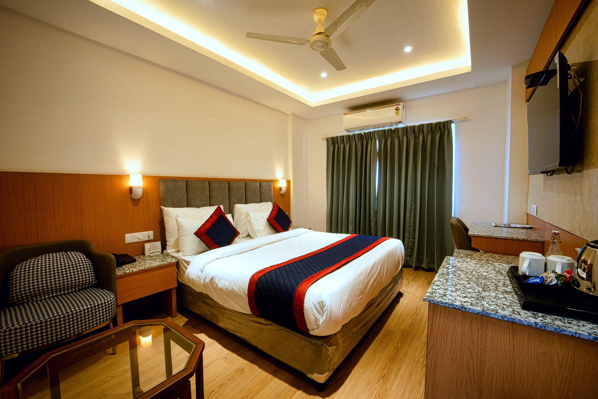 Grand Legacy Beacon, Dehradun Deluxe Room