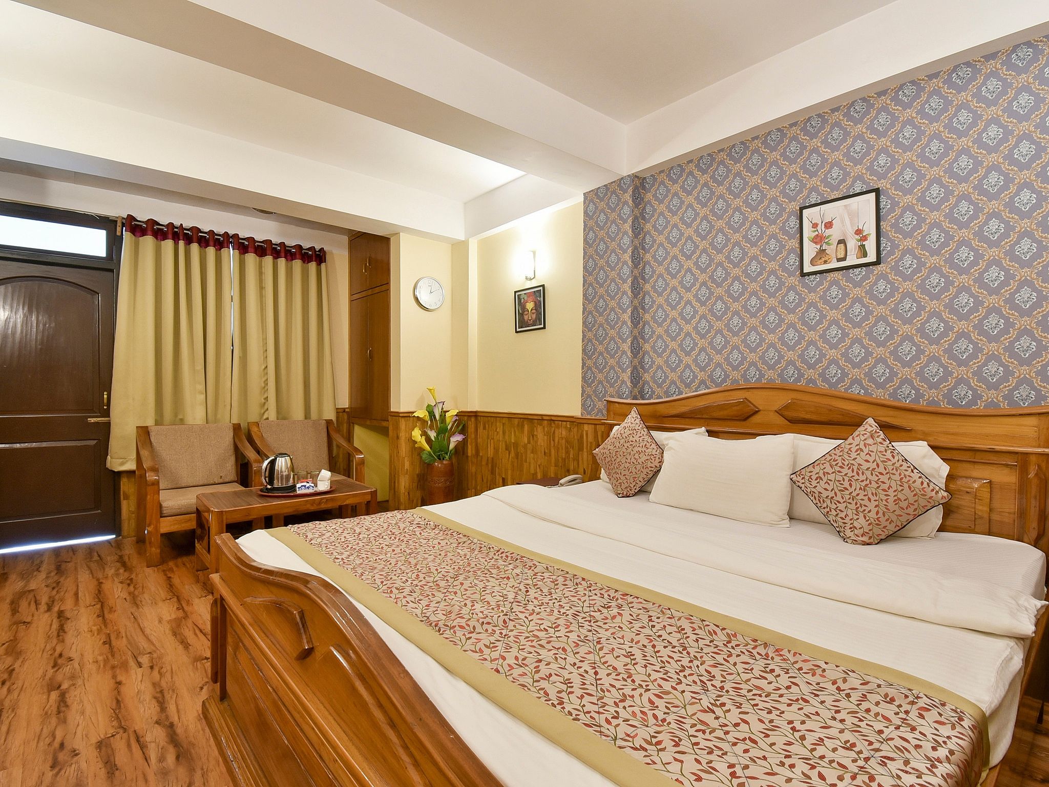 Royal suit (kanchanjunga view)