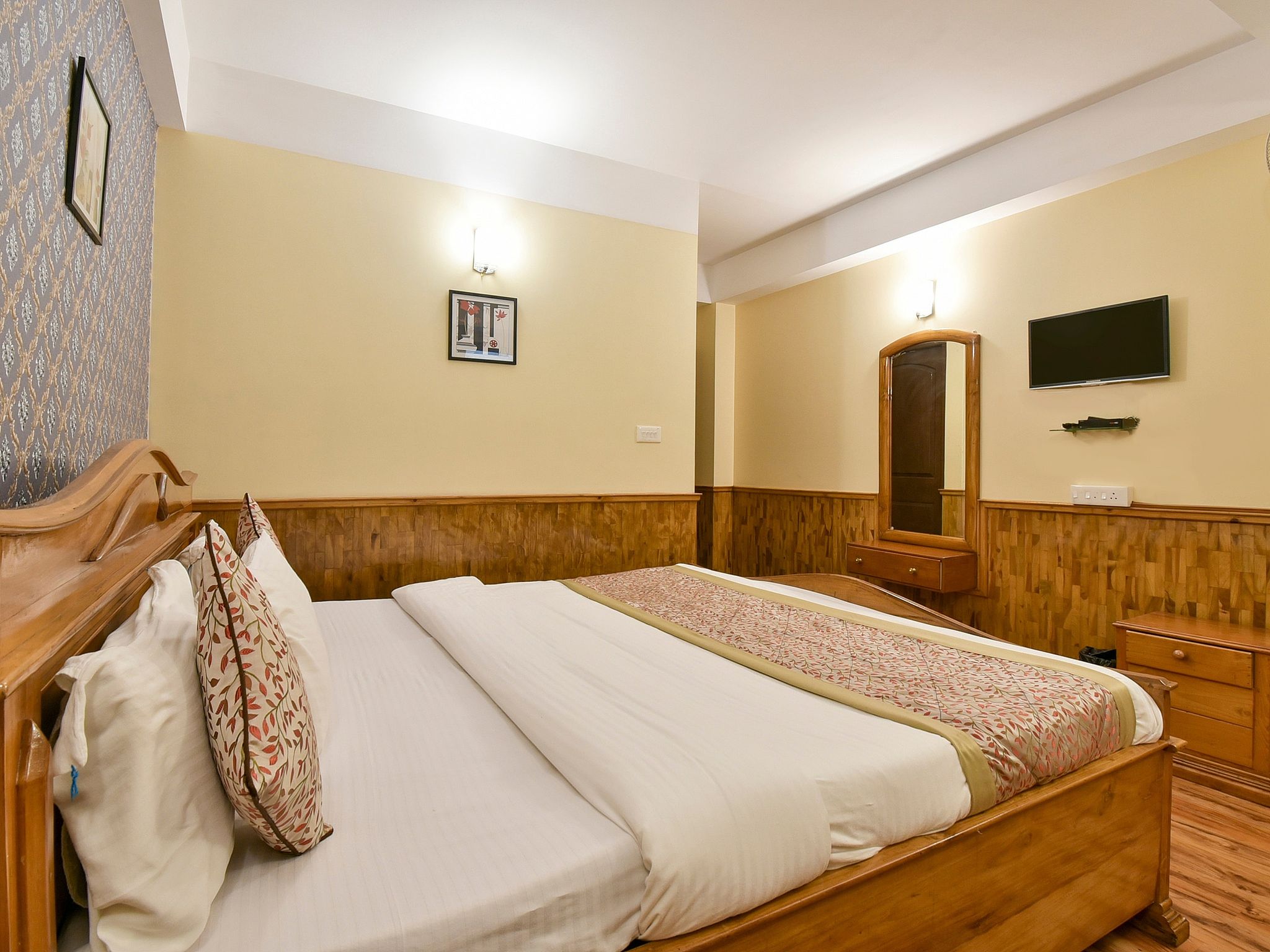 Royal suit (kanchanjunga view)