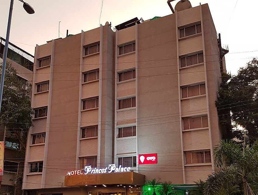undefined Hotel Princes Palace 9