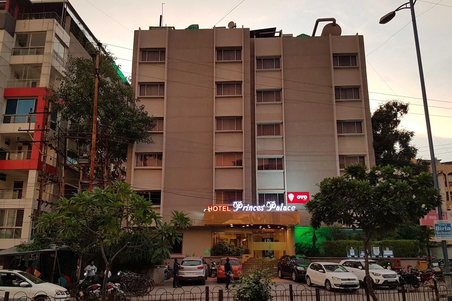 undefined Hotel Princes Palace