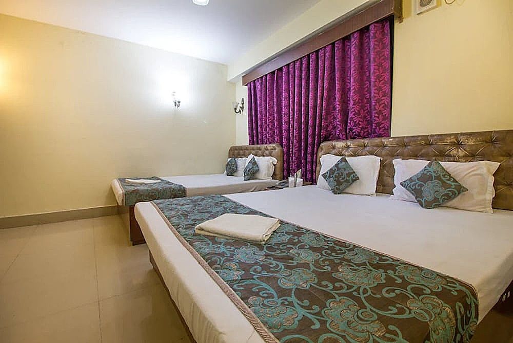 Jain Group Hotel Potala (2 min walking from MG Marg) Deluxe Double Room 4