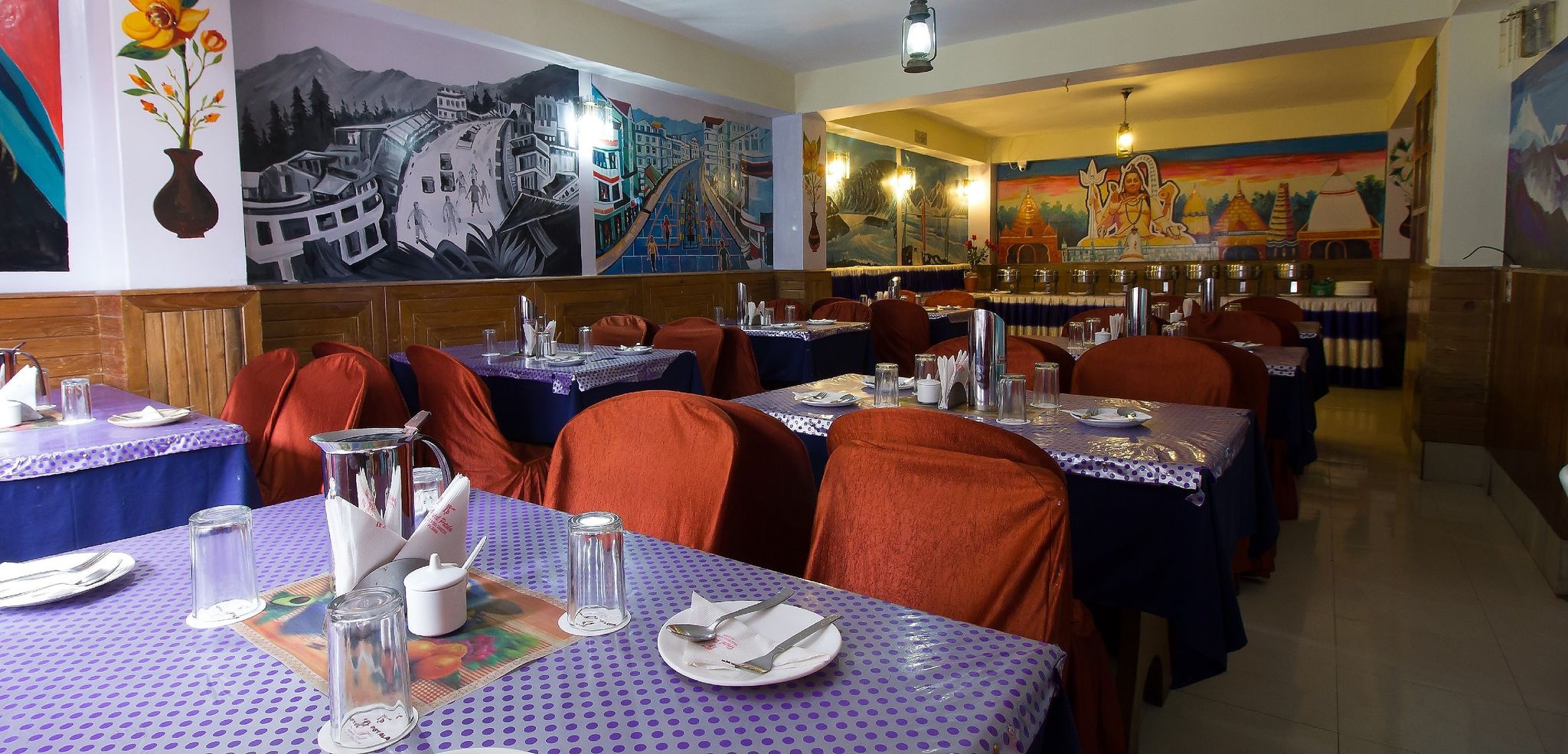 Food & Dining