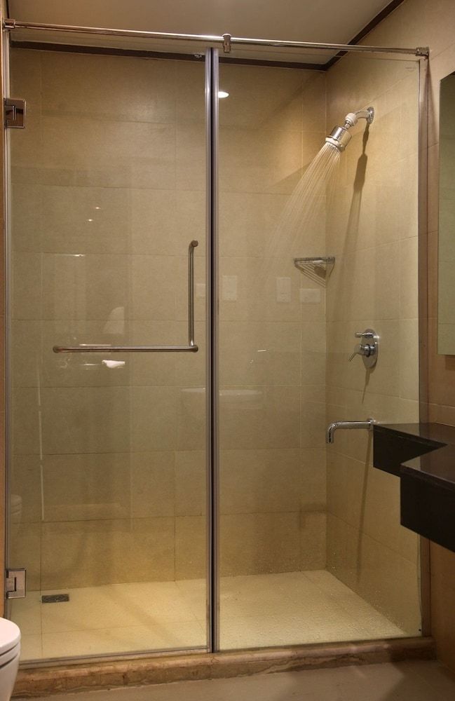 Grand Gardenia Executive Room 12