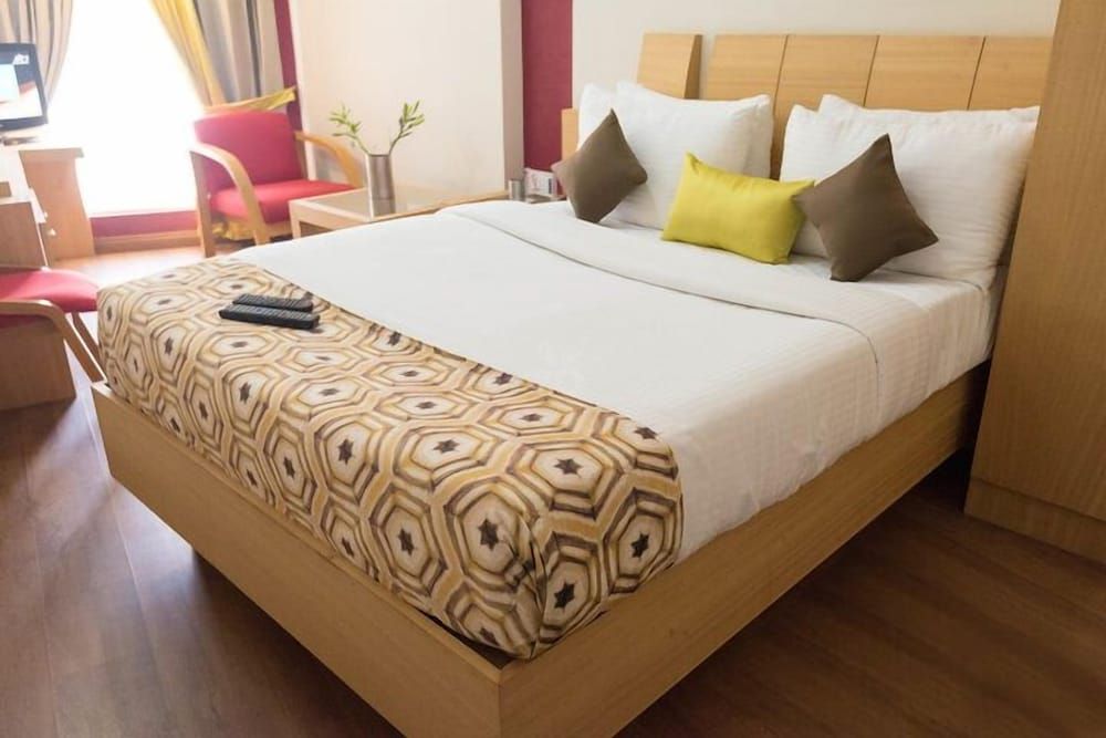 Honeymoon Room