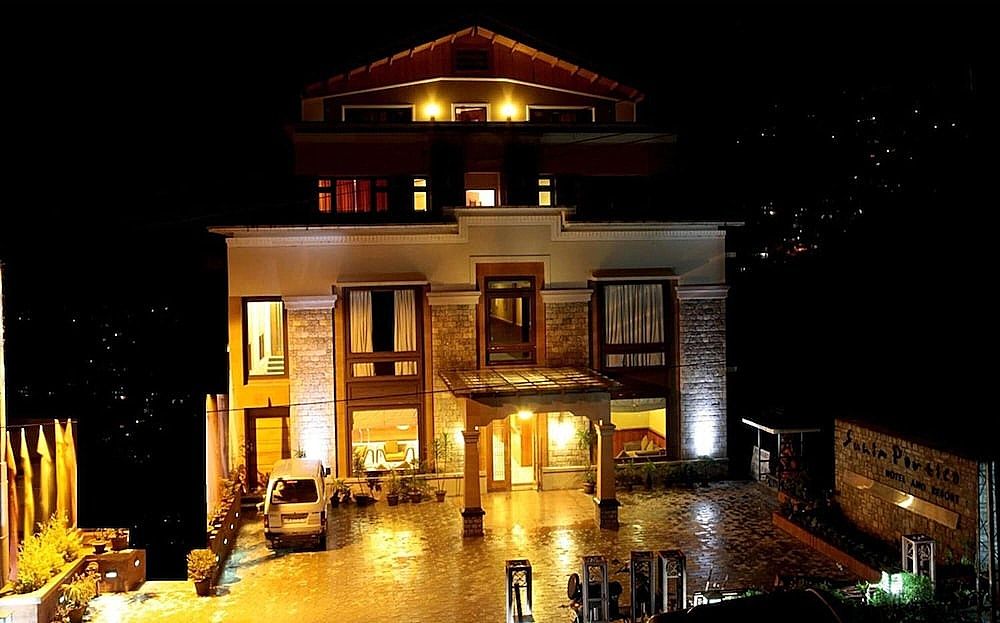 undefined Hotel Suhim Portico 6
